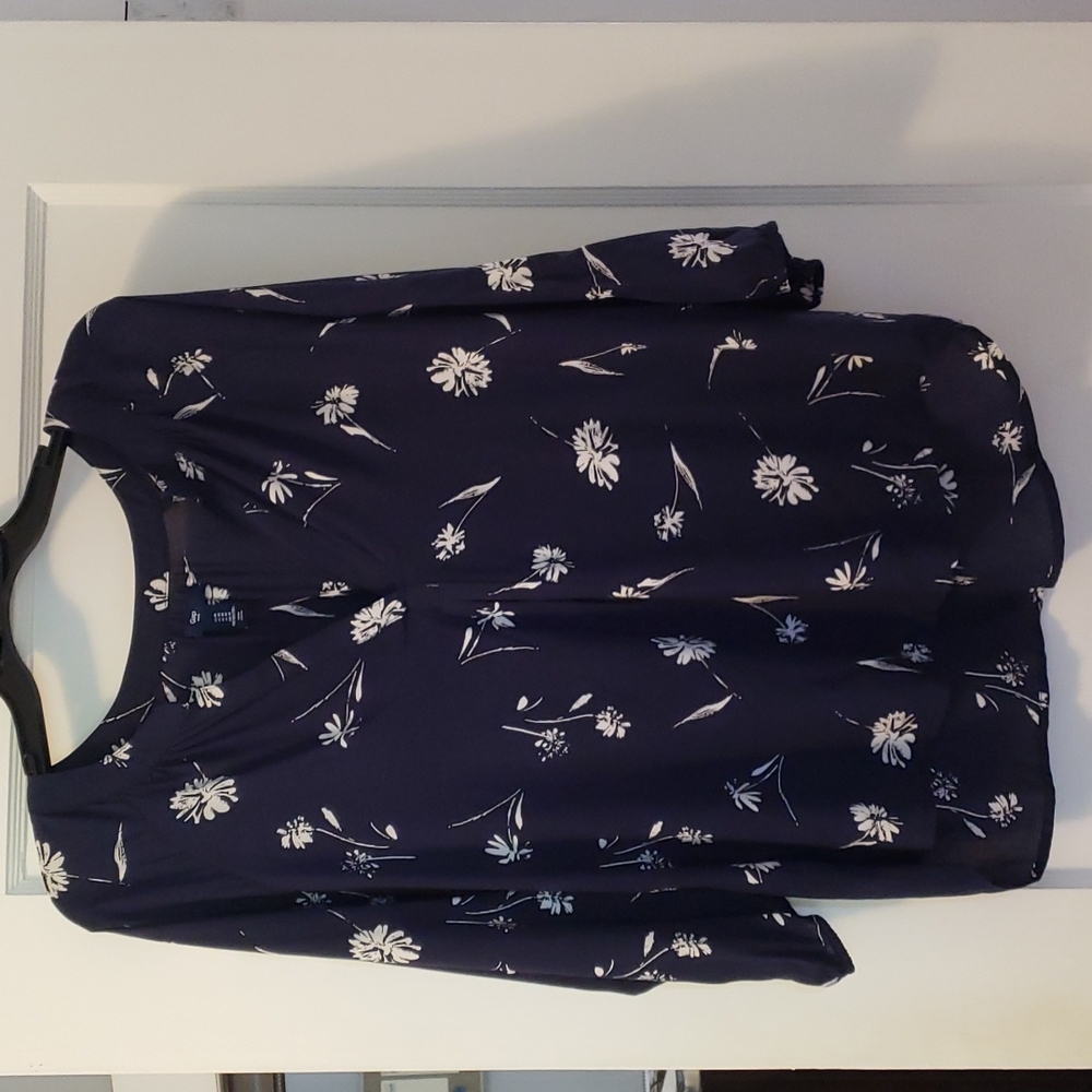 Gap blouse Navy and White Size M